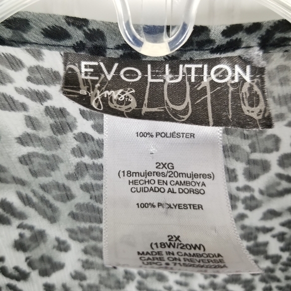 Evolution Embellished V Neck Sheer Animal Print Blouse Top Size 2X Black Gray - Picture 10 of 11